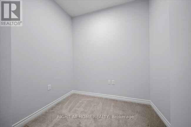 Photo - 1350 Hemlock Rd Unit 306