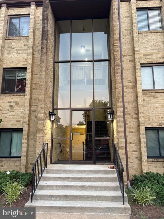 Building Photo - 10630 Provincial Dr Unit A Rental