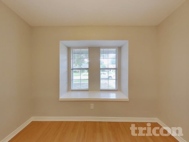 Photo - 8311 Rock Brook St