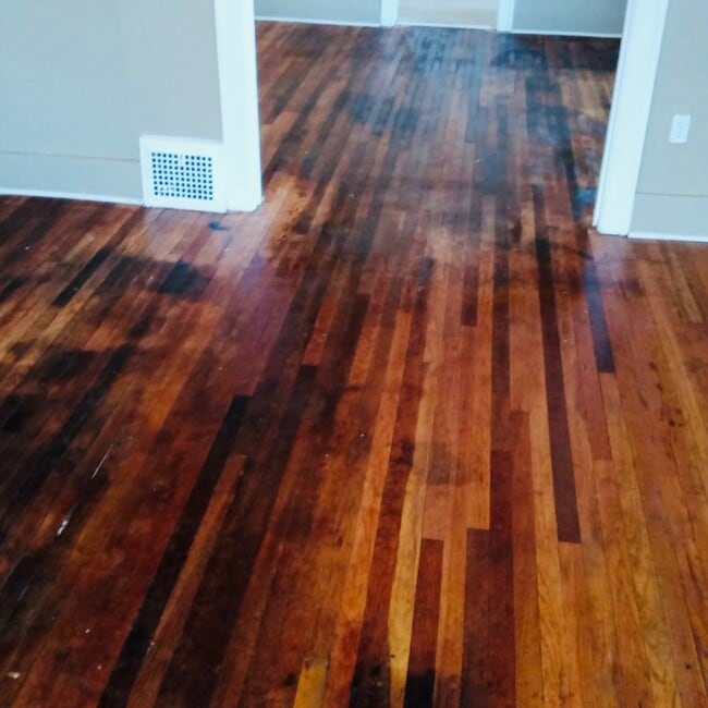 Photo - 1928 Gladstone St Unit 1