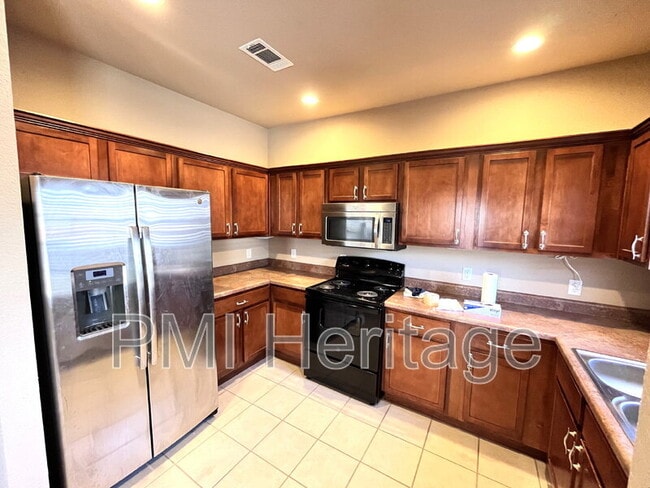 Photo - 3200 SW Windrift Ave