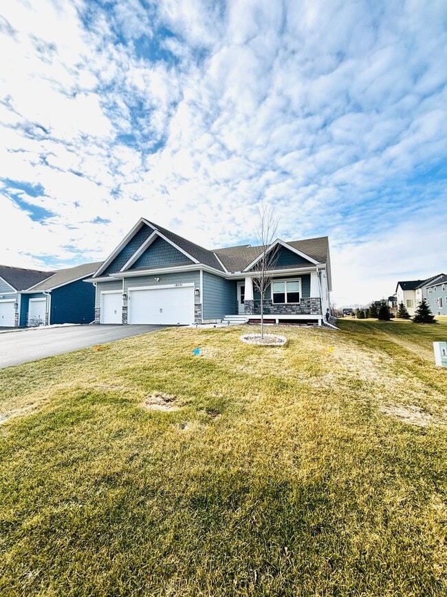 Photo - Amazing updated 4 bed house in Lakeville!