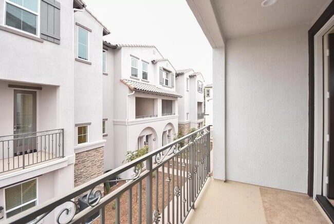 Photo - Newly Renovated Spacious 3 Bedroom Available for Rent Today! Don't Miss your chance!! Rent Today!!