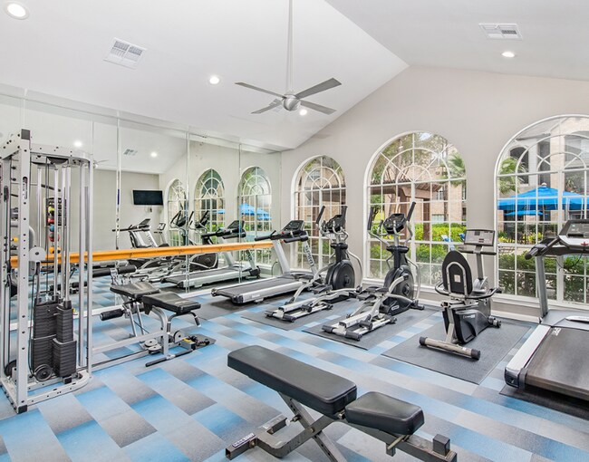 Photo - 15350 Park Row Blvd Unidad 125.64