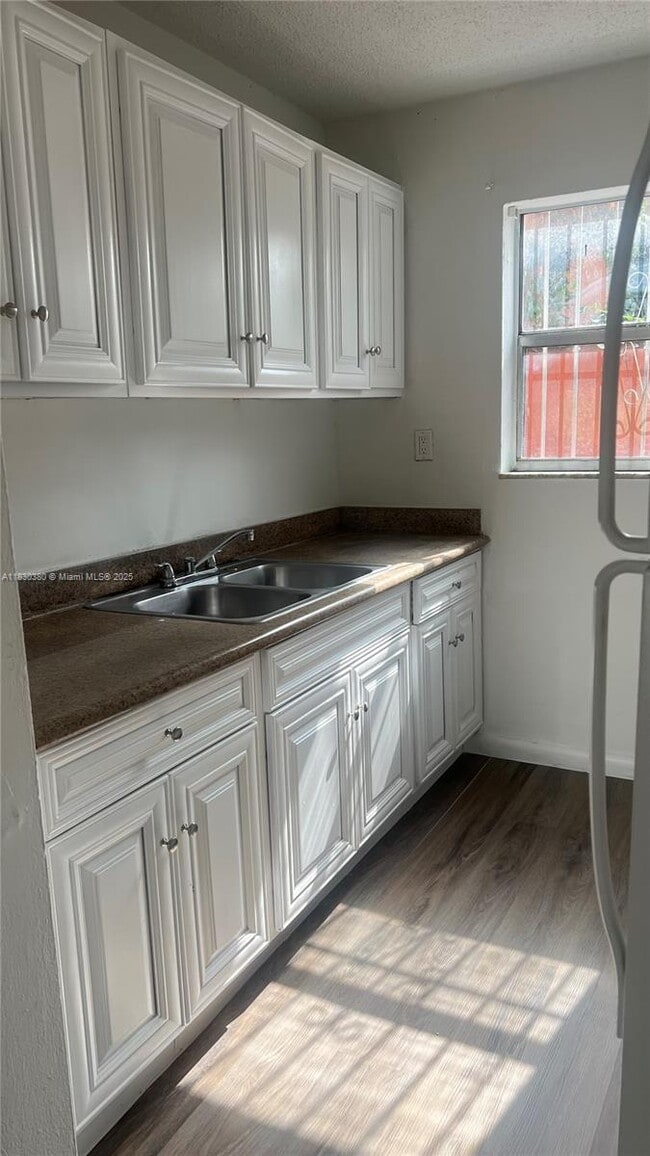 Photo - 1029 NW 5th St Apartamento Unidad 1