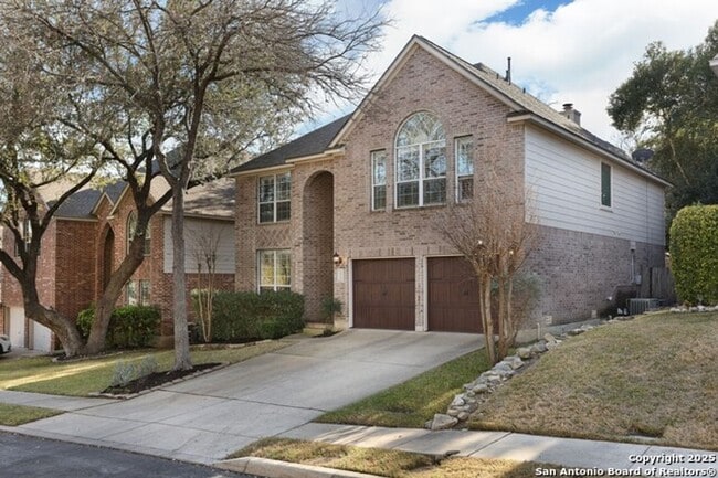 Photo - Charming 5-Bedroom Home for Rent in Gated ...