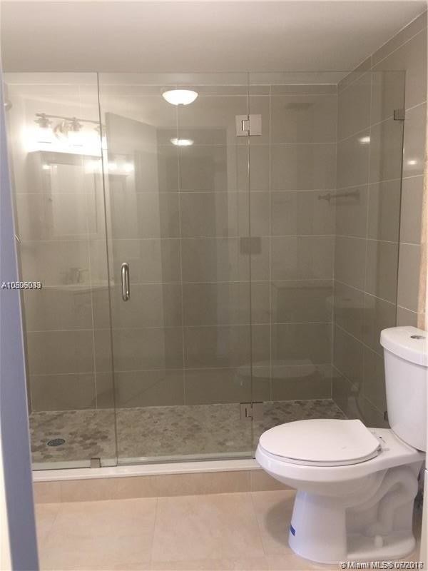 Photo - 10040 SW 77th Ct