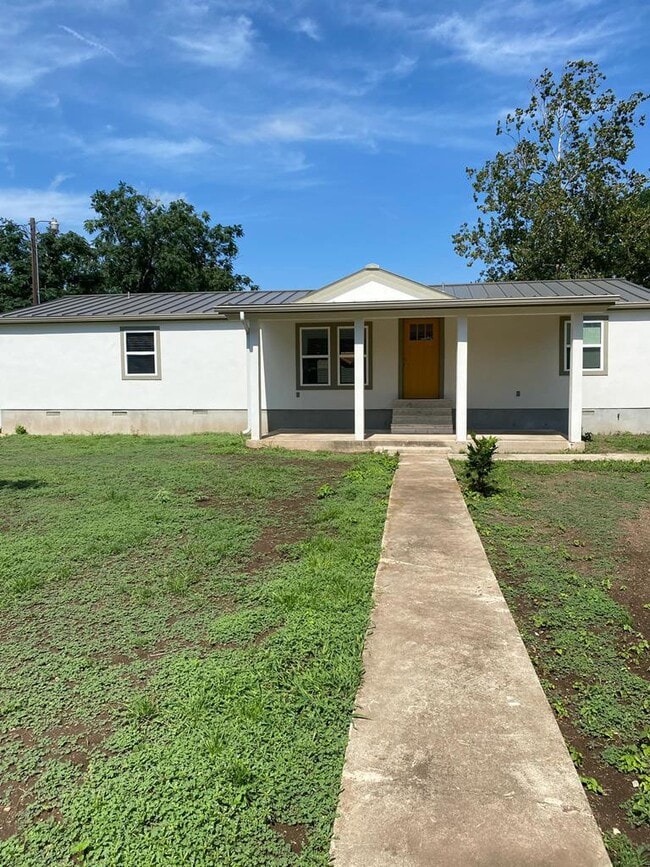 Building Photo - 136 Marie Dr Rental