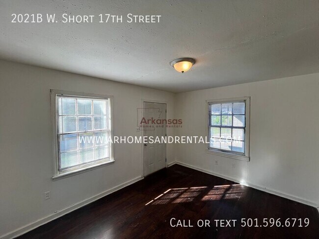 Photo - 2021B W. Short 17th Street-