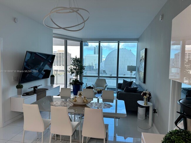 Photo - 851 NE 1st Ave Unit 1108