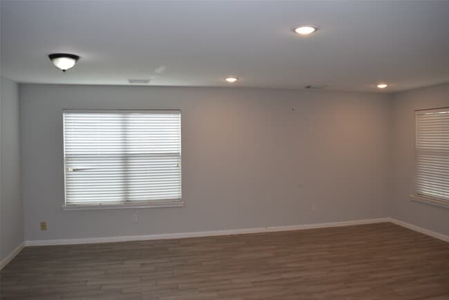 Photo - 15510 Liberty Bluff Dr