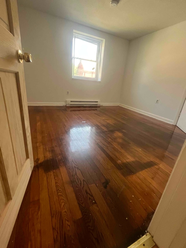 Photo - 50 E Main St