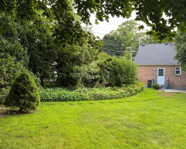 Photo - 201 Washington Rd