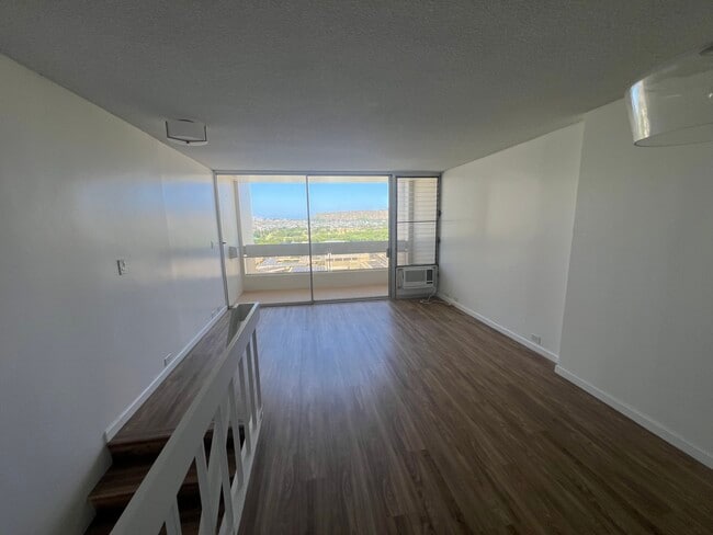 Photo - 555 University Ave Unit Ala Wai Plaza Skyrise