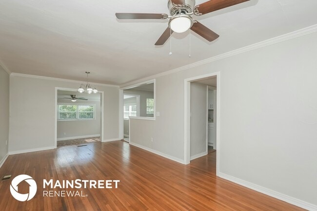 Building Photo - 823 Demington St Rental