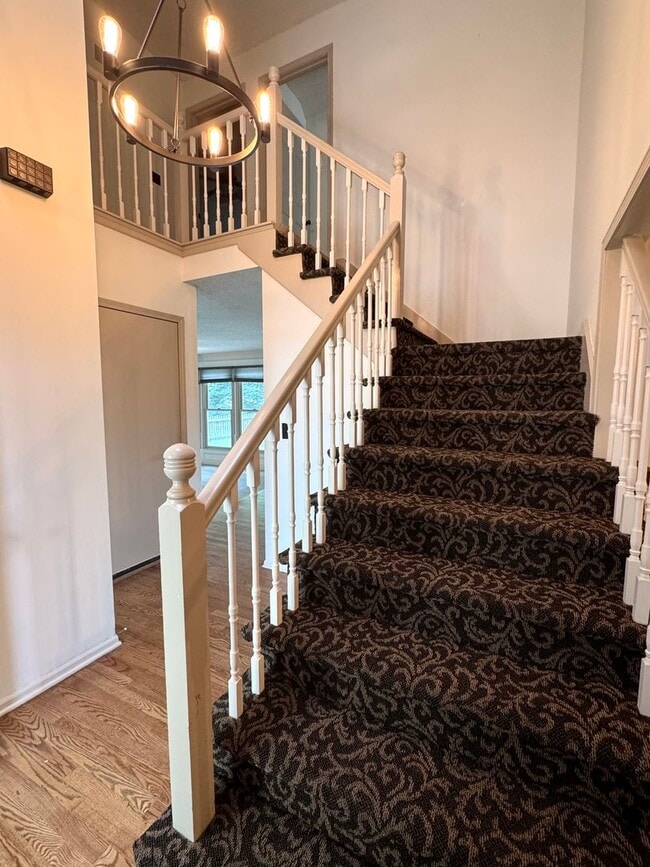 Photo - {12009} Available Immediately + Finished Lower Level + Olathe Schools