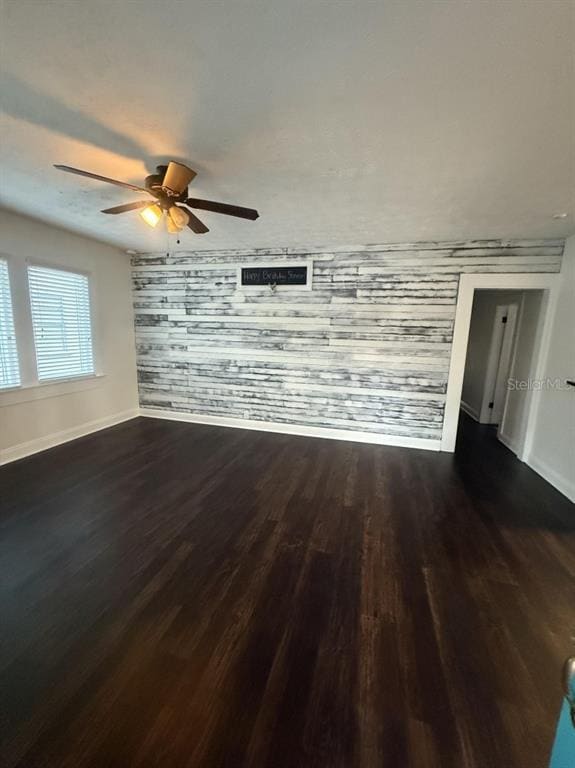 Photo - 320 W Lambright St