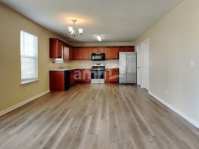 Photo - 38 Lake Shore Blvd