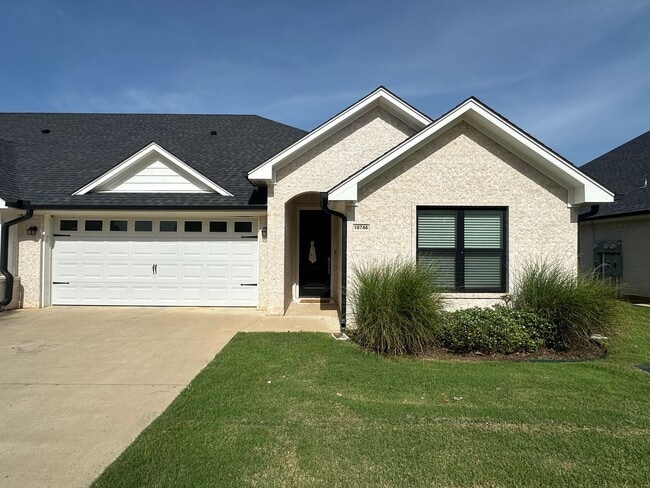 Building Photo - Magnolia Park #10746