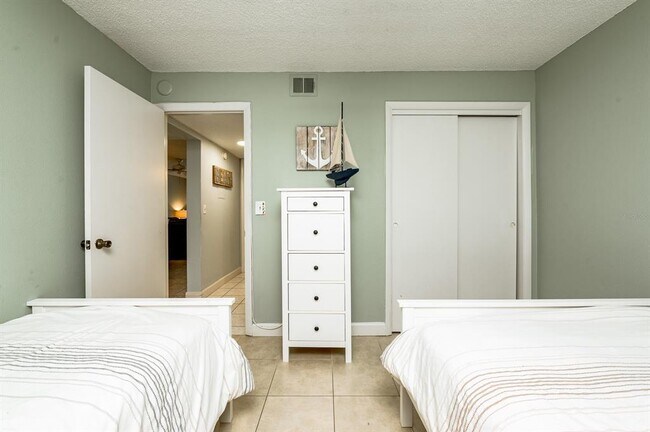 3801 S Atlantic Ave Unit 107