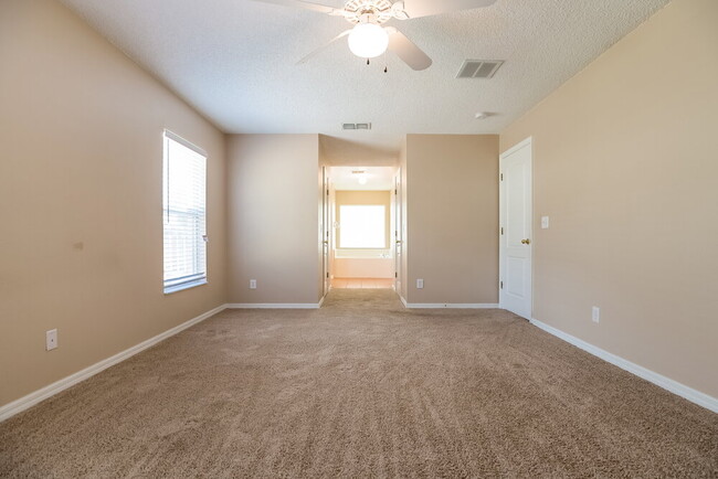 Photo - 214 Pleasant Hill Dr