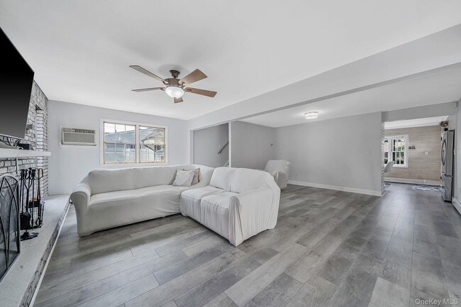 90 Twin Ln N