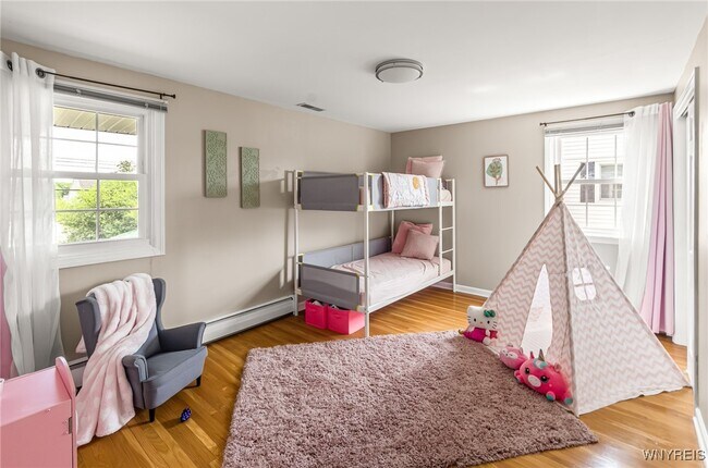 Photo - 79 Hemlock Dr