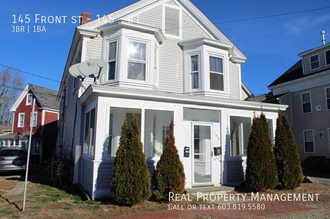 First Floor 3 Bedroom Available in Exeter, NH - First Floor 3 Bedroom Available in Exeter, NH Apartment Unit #1