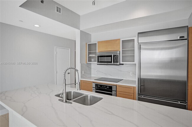 Photo - 950 Brickell Bay Dr Unit 4610