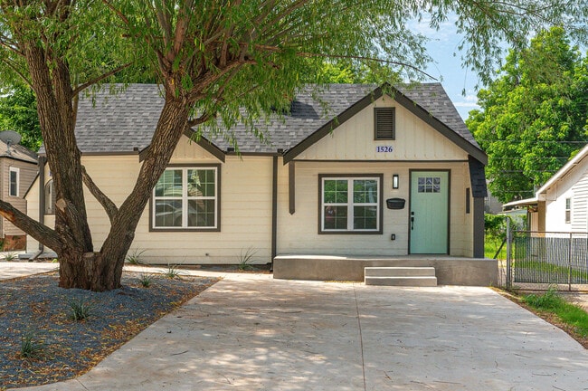 Building Photo - 1526 NW 45th St