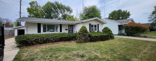 Photo - Beautiful 3 Bedroom 1 Bath 1550.00