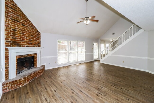 Photo - 8815 Chimneyrock Blvd.