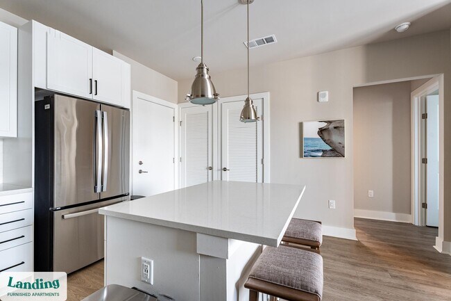 Photo - 300 E Broad St Unidad 539.1411001