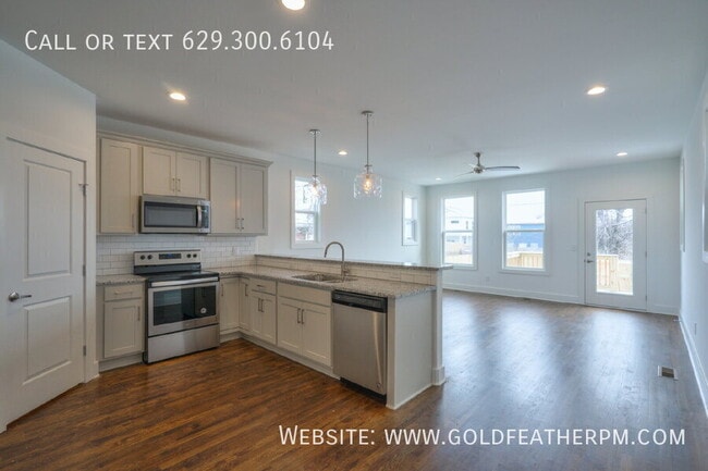 Photo - 2224 24th Ave N