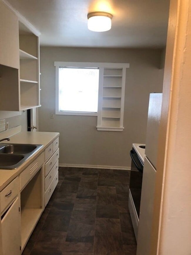 Photo - 3105 1/2-3105 Eastlake Ave E Unidad 02 - 3105 A