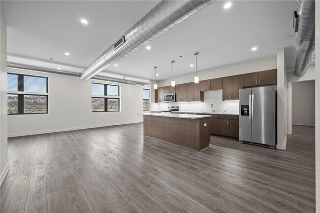 Photo - 3529 Butler St