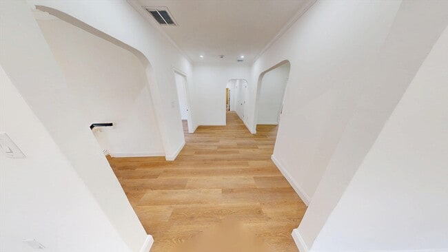 Building Photo - 244 Winchester St