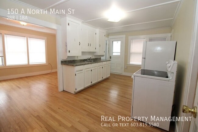 Photo - 150 N Main St