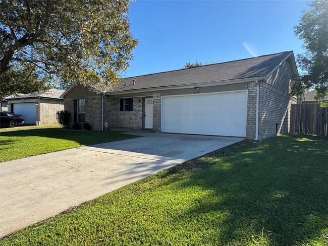 Photo - 13355 Lake Breeze Ln