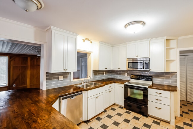 Photo - 34 Dunwar Dr