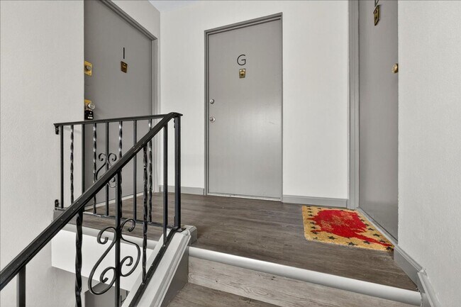 Photo - G-Unit Unit 3530-G