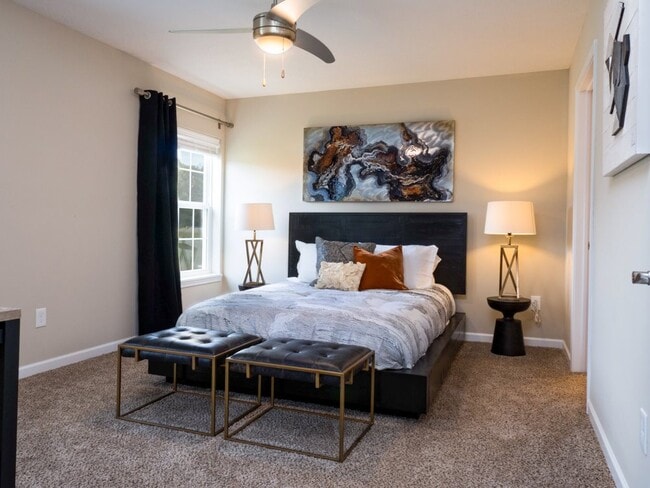 Enjoy a Large Main Bedroom Suite with a Large Closet - Redwood Macomb