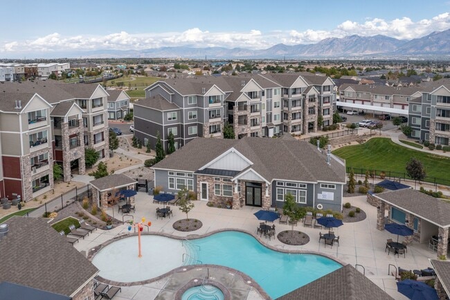 Community View - Herriman Towne Center Apartments