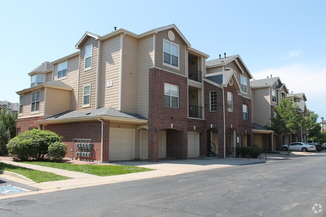 Lowry Park - Lowry Park Apartments