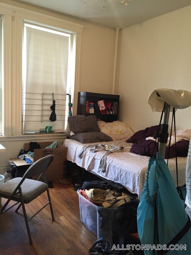 Photo - 1350 Commonwealth Ave Unidad 4