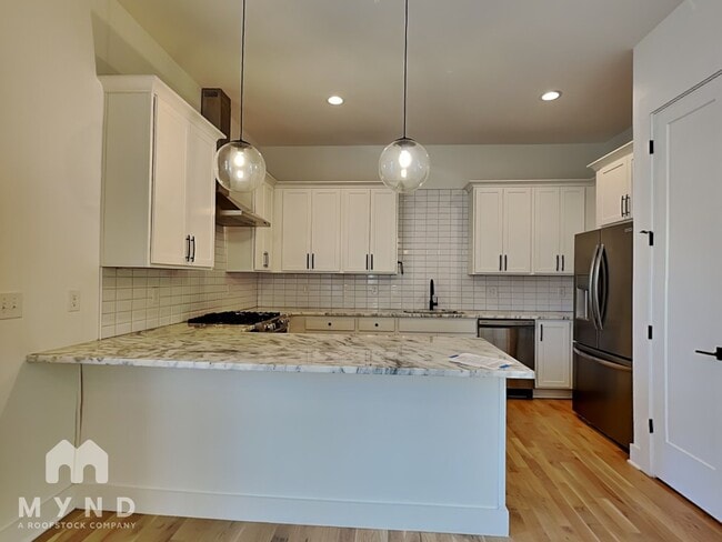 Photo - 131 Fain St