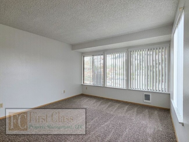 Photo - 4724 SW Murray Blvd