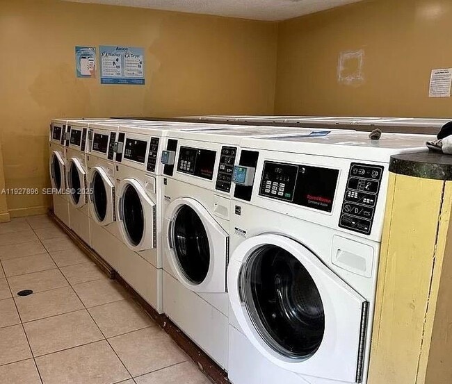 Photo - 4431 Treehouse Ln Unit H