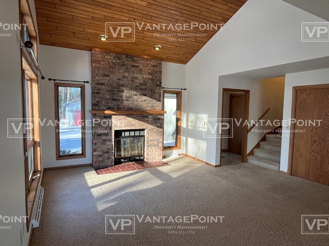 Photo - N1814 Shore Dr