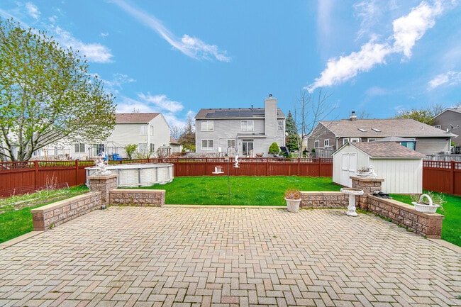 Photo - 1998 Conway Ln